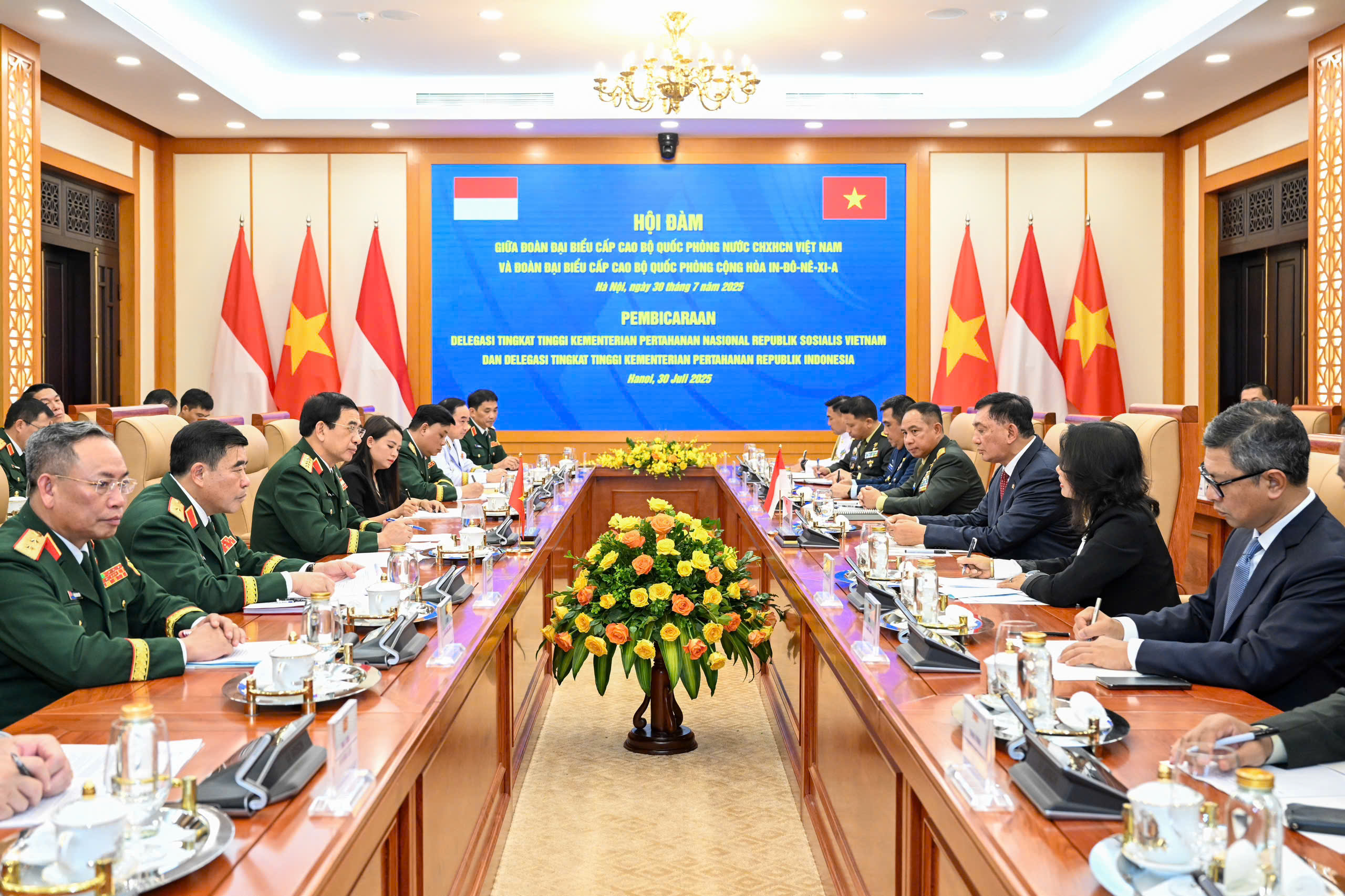 Vietnam e Indonesia refuerzan la cooperación en defensa y seguridad