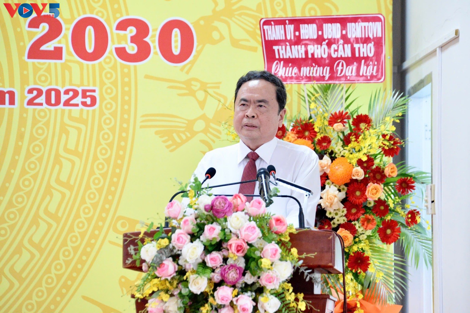 La construcción del sistema político es una tarea estratégica en la etapa actual, dice titular del Parlamento de Vietnam