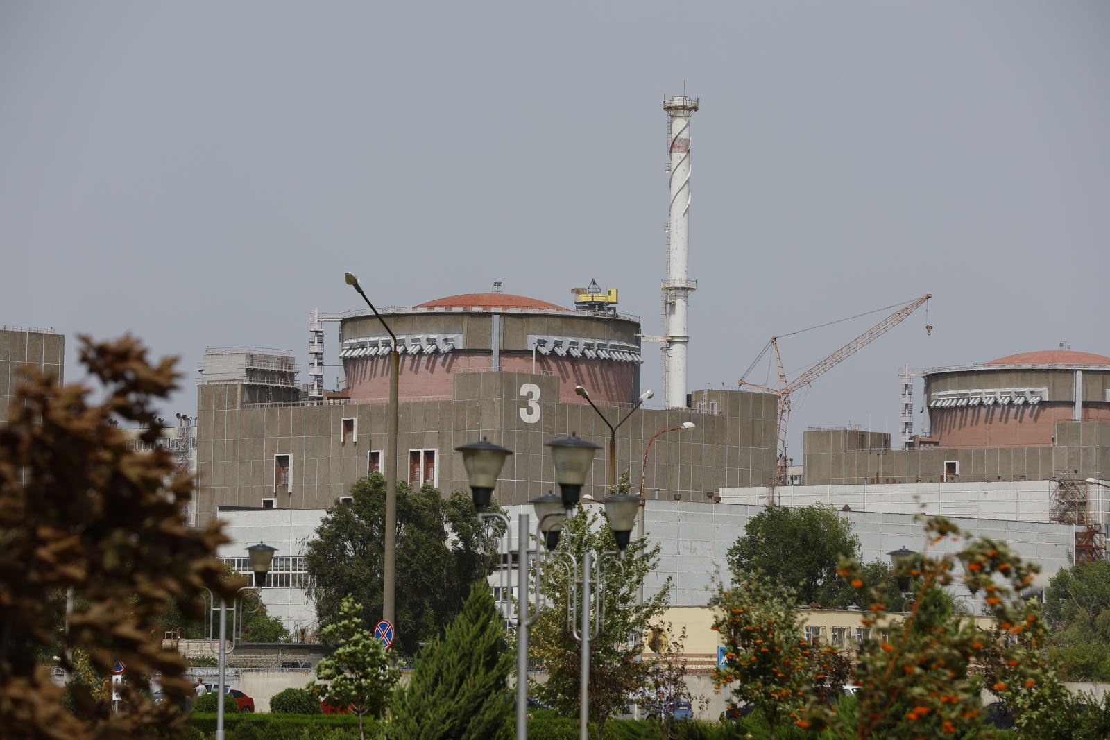 El OIEA media un alto el fuego temporal en la central nuclear de Zaporiyia