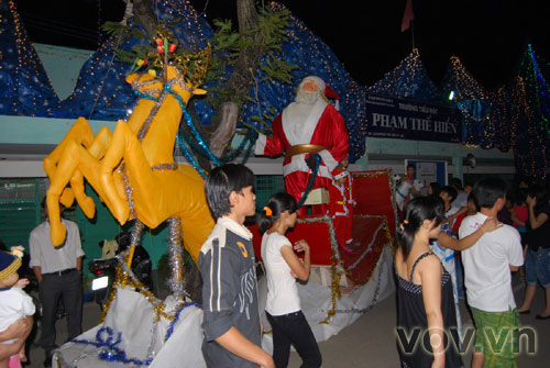 Gemütliche Weihnachten in Ho Chi Minh Stadt