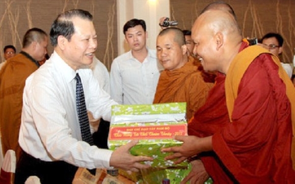 Vize-Premierminister Ninh beglückwünscht das Chol Chnam Thmay-Fest der Khmer-Gruppe