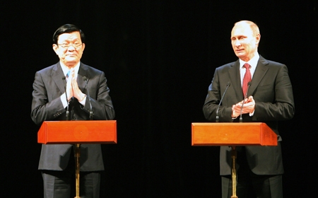 Russische und internationale Medien lobten den Vietnambesuch des Präsidenten Wladimir Putin