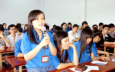 Informationen über das Parlament für Studenten verstärken