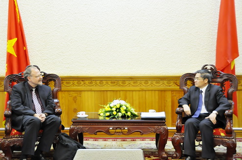 Verstärkte Dialoge zur Verbesserung der Menschenrechte