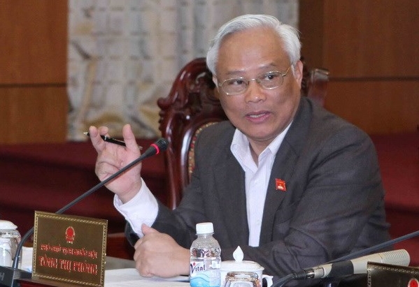 Vizeparlamentspräsident Uong Chu Luu überprüft die Justizreform in Gia Lai