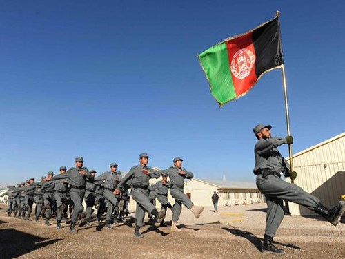 Afghanistan übernimmt die Verantwortung für seine Sicherheit von der NATO