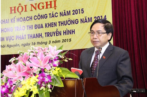 Erneuerung der Technik zur Entwicklung des Radios und Fernsehens