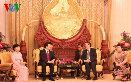Medien in Laos berichten über den Laosbesuch des Staatspräsidenten Truong Tan Sang