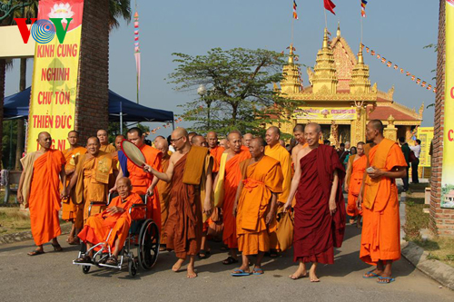 Konsultationen mit Experten über das Gesetz zu Glaube und Religion