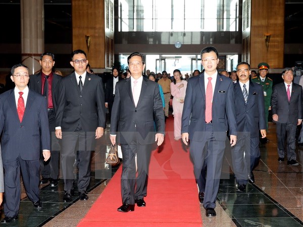 Premierminister Nguyen Tan Dung startet Malaysiabesuch