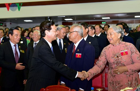Premierminister Nguyen Tan Dung leitet die Sitzung der Parteiorganisation der Provinz Dong Nai