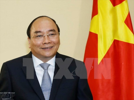 Premierminister Nguyen Xuan Phuc nimmt an Weltwirtschaftsforum über ASEAN teil