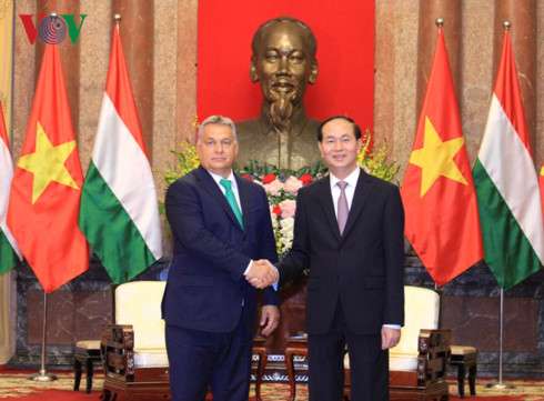 Staatspräsident Tran Dai Quang empfängt den ungarischen Premierminister Orbán Viktor