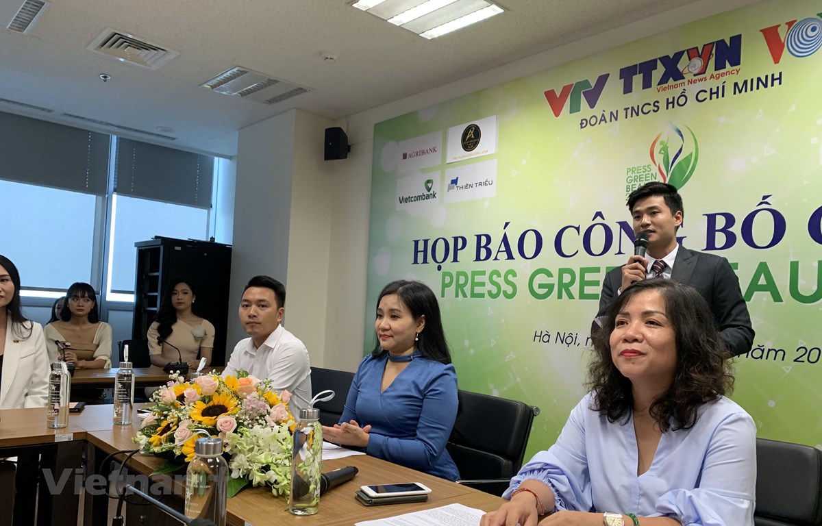 Schönheitswettbewerb „Press Green Beauty” in Hanoi