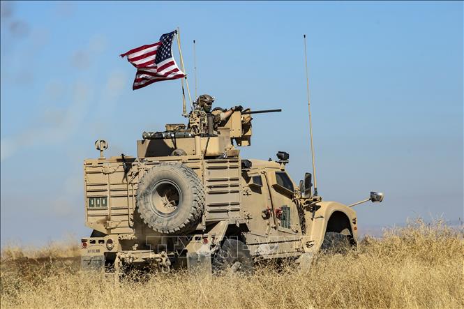 USA setzen militärische Ausrüstungen in Syrien und im Irak wieder ein