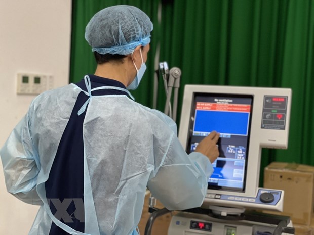 200 Beatmungsgeräte aus Deutschland in Ho Chi Minh Stadt eingetroffen