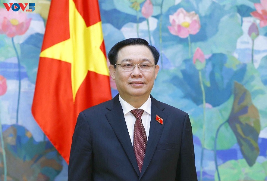 Parlamentspräsident Vuong Dinh Hue: Bürger sollen im Zentrum aller Bemühungen und nationalen Politik stehen