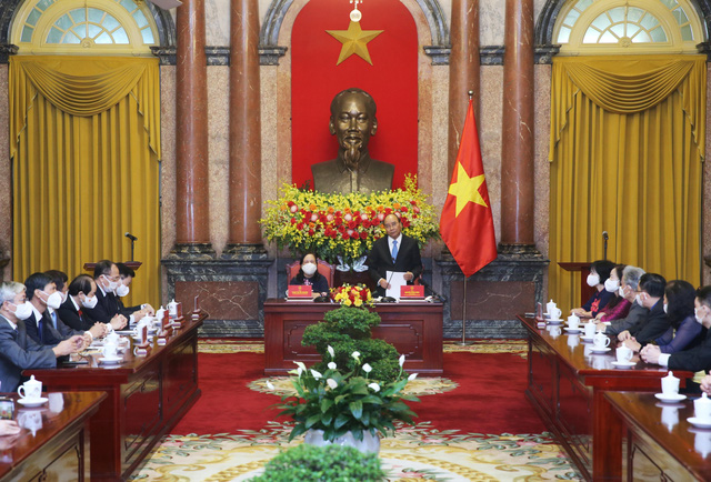 Staatspräsident Nguyen Xuan Phuc: Senioren sind Schatz des Volkes und Säule der Familien und Gesellschaft