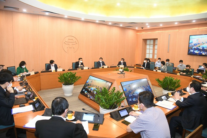Vizepremierminister Vu Duc Dam tagt mit der Stadt Hanoi über Covid-19-Bekämpfung