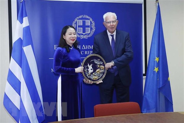 Vizestaatspräsidentin Vo Thi Anh Xuan beendet den Besuch in Griechenland