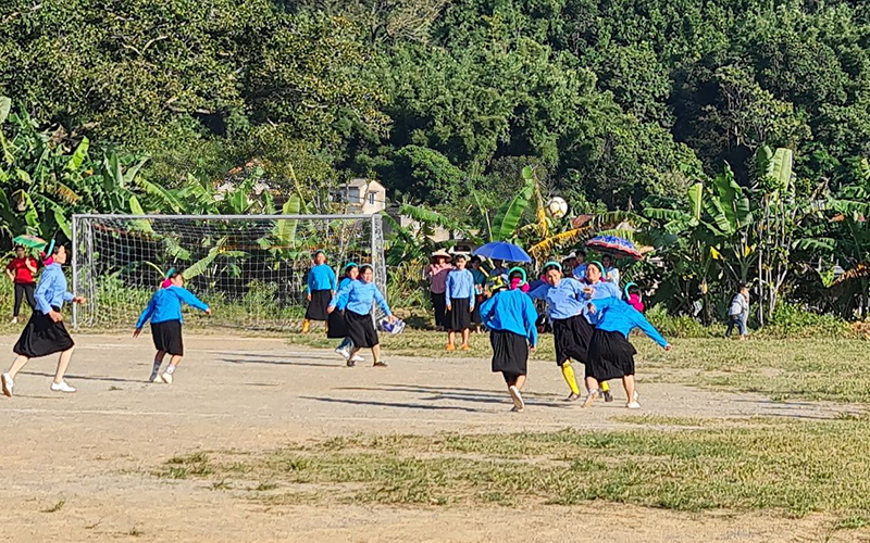 Zahlreiche Kultur- und Tourismusaktivitäten im Grenzgebiet in Quang Ninh