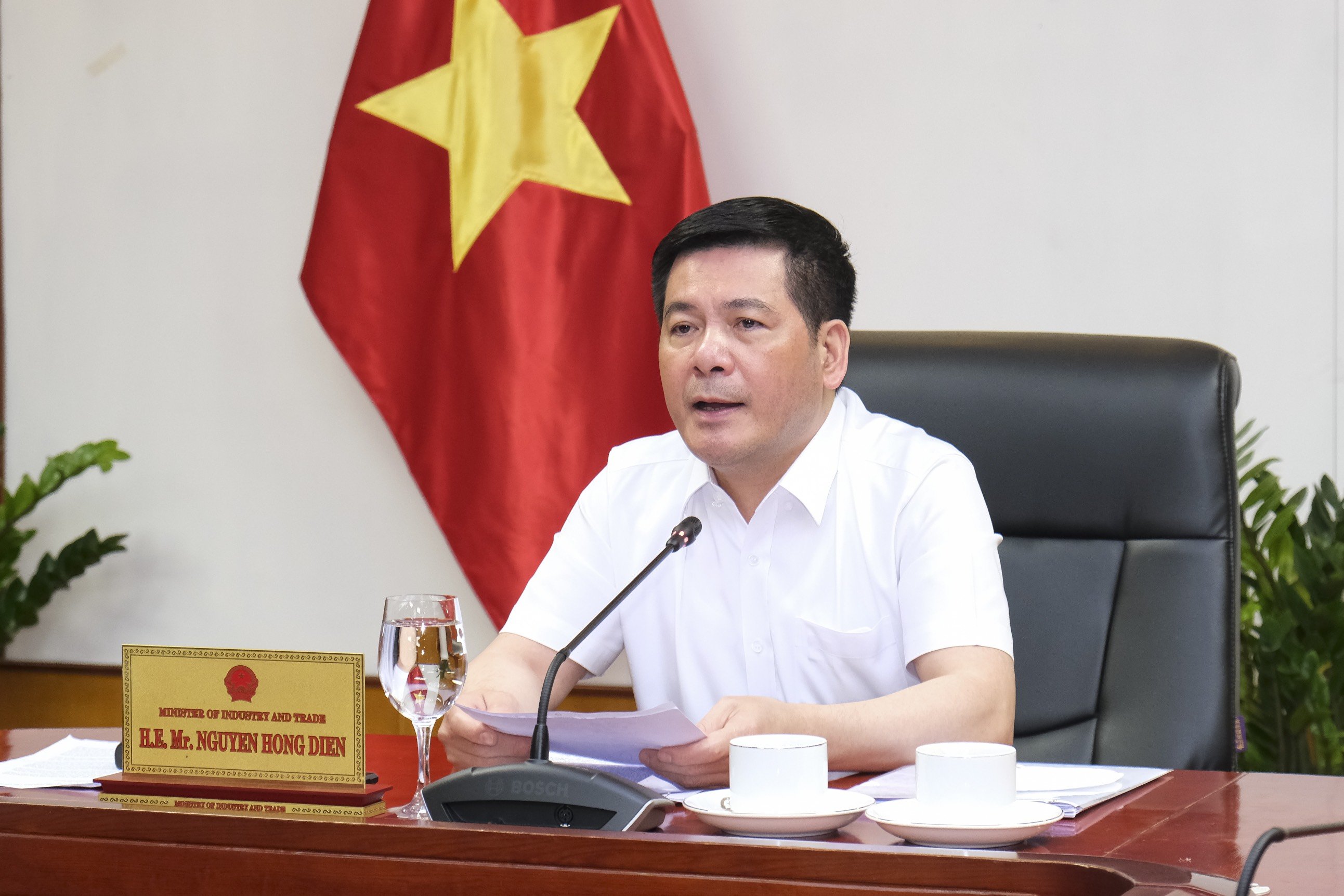 2022: Vietnam setzt Maßnahmen fort, um ein Exportvolumen von über acht Prozent zu erzielen