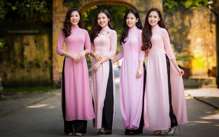 Woche der Tracht Ao dai 2022 im März