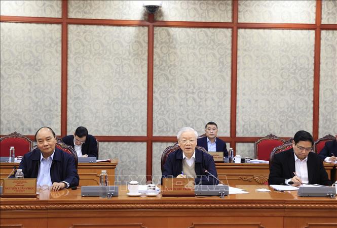 KPV-Generalsekretär Nguyen Phu Trong leitet Sitzung des Politbüros in Hanoi