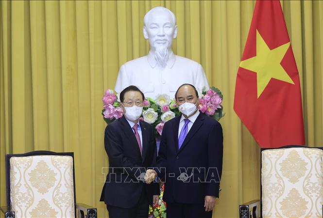 Staatspräsident Nguyen Xuan Phuc empfängt den Vorsitzenden des südkoreanischen Kreditgarantiefonds