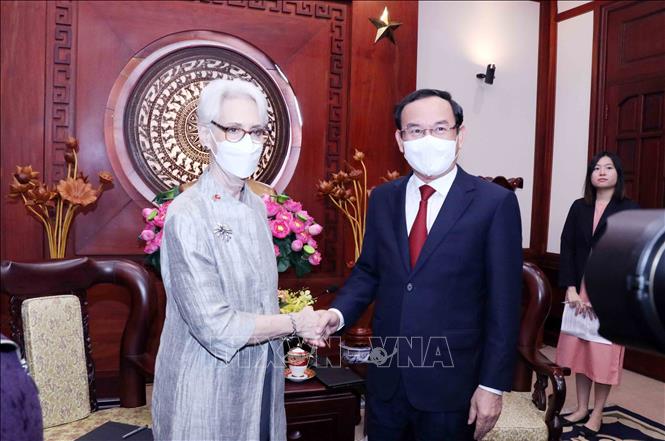 Sekretär der Parteileitung von Ho Chi Minh Stadt empfängt die US-Vizeaußenministerin