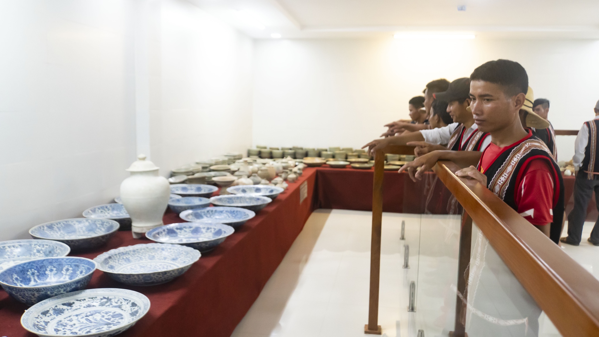 Provinz Quang Ngai stellt drei seltene nationale Schätze aus