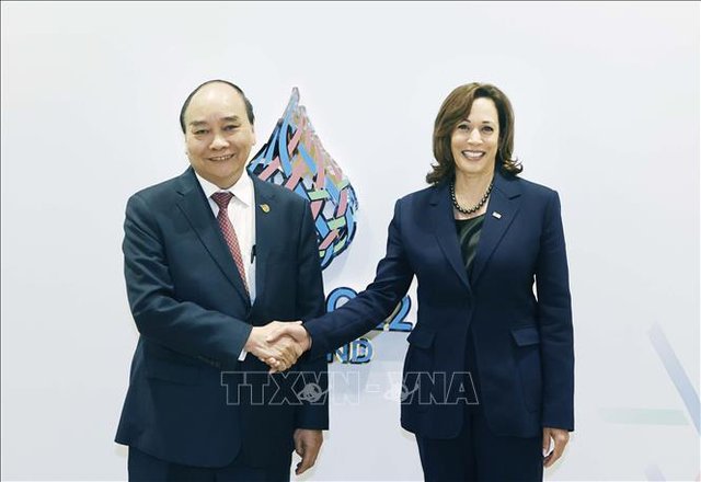 Staatspräsident Nguyen Xuan Phuc trifft US-Vizepräsidentin Kamala Harris