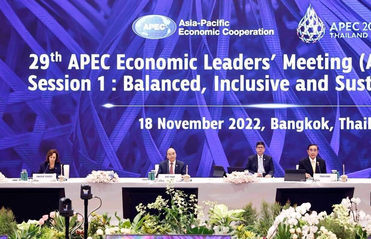 Der Staatspräsident betont ausgewogene Faktoren in APEC-Zusammenarbeit