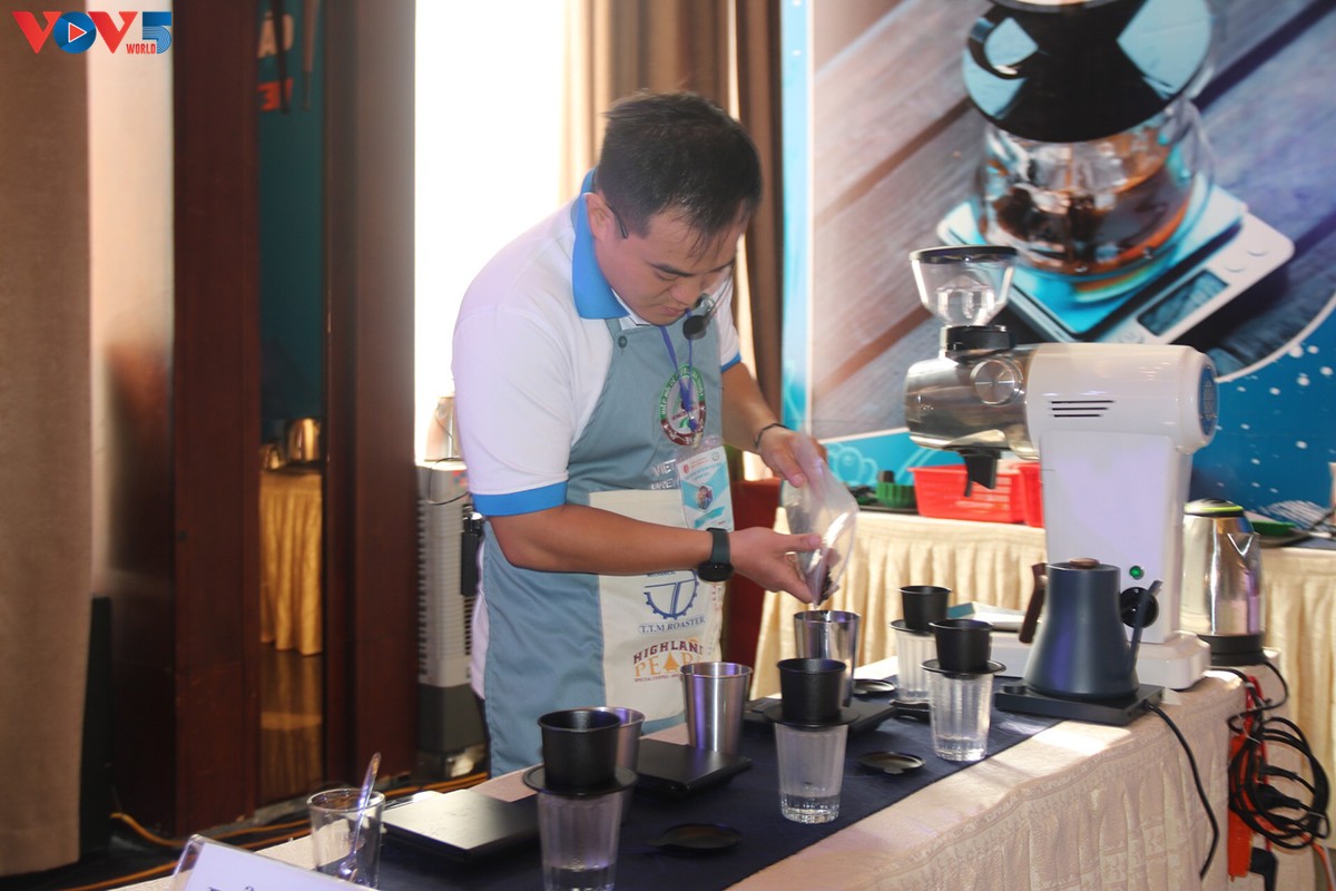 Buon Ma Thuot-Kaffeefestival: Wettbewerb zur Kaffeezubereitung