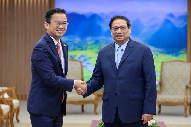 Premierminister Pham Minh Chinh empfängt den Geschäftsführer des Energiekonzerns Super Energy Thailands
