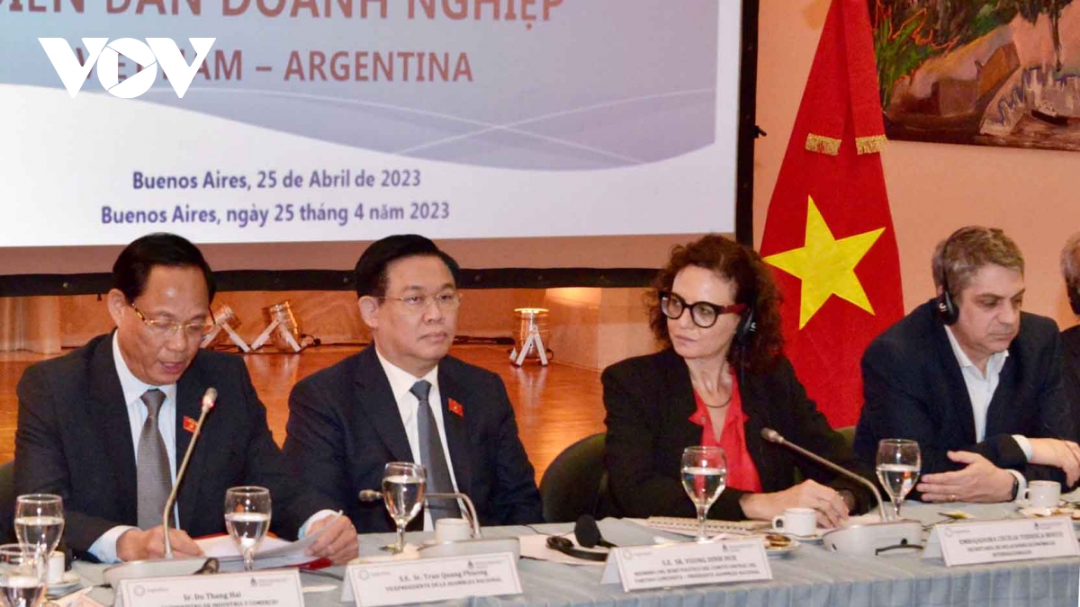Vietnam-Argentinien-Unternehmensforum: Orientierung für Zusammenarbeit