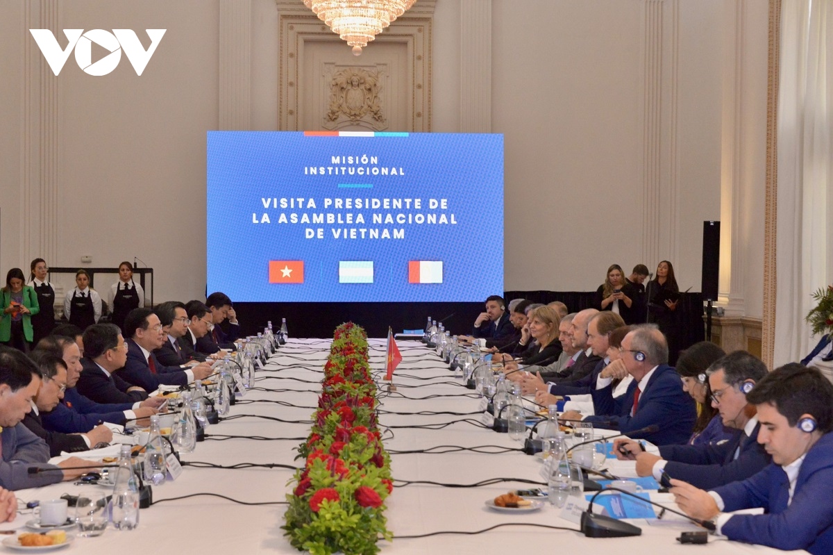 Zusammenarbeit zwischen Vietnam und drei Provinzen Argentiniens verstärken