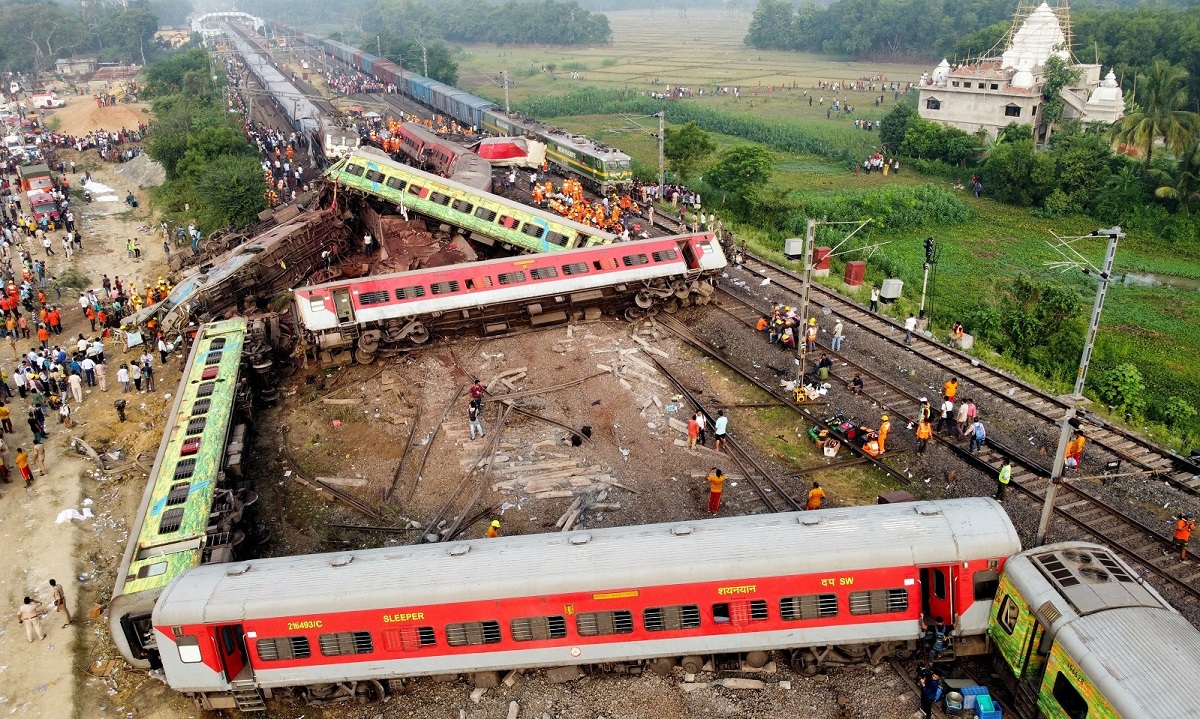 Zahl der Toten und Verletzten beim Zugunglück in Indien steigt weiter