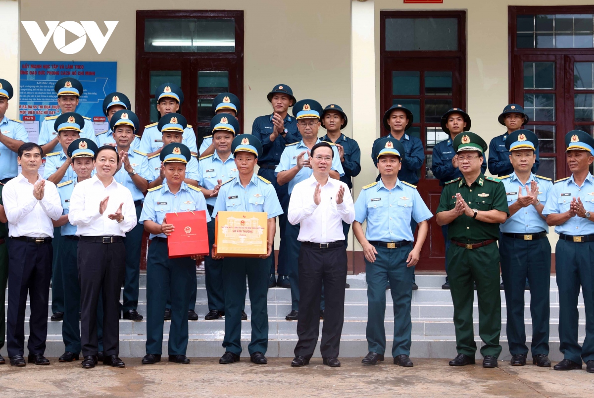 Staatspräsident Vo Van Thuong besucht den Inselkreis Phu Quy