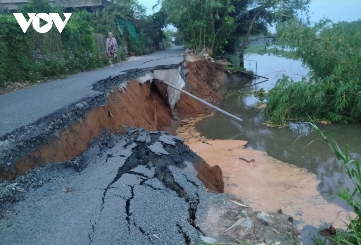 Dringender Schutz des Lebens und Vermögens der Bewohner in Erdrutschgebieten im Mekong-Delta