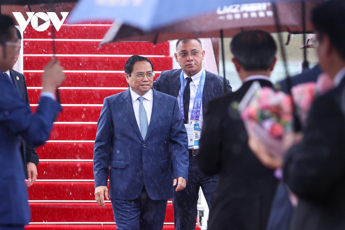 Premierminister Pham Minh Chinh beginnt Dienstreise im chinesischen Nanning