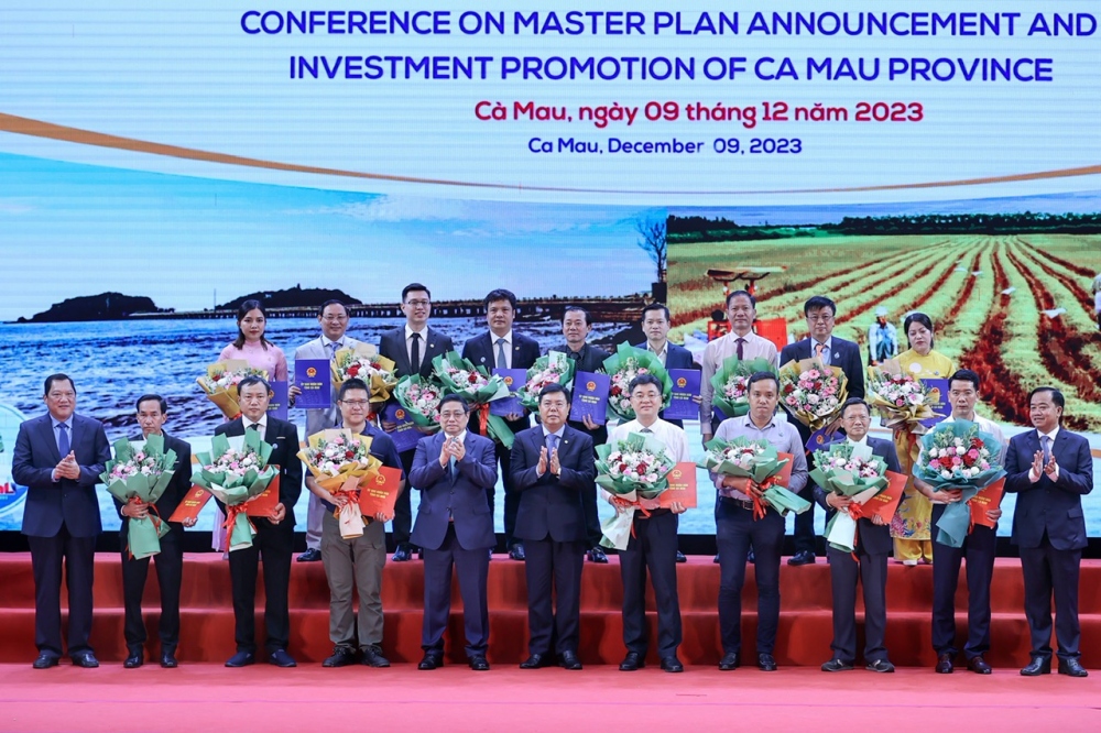 Premierminister Pham Minh Chinh nimmt an Konferenz über Planung und Investitionen in Ca Mau teil