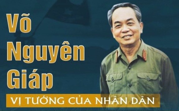Buchserie über General Vo Nguyen Giap mit fünf Sprachen herausgegeben