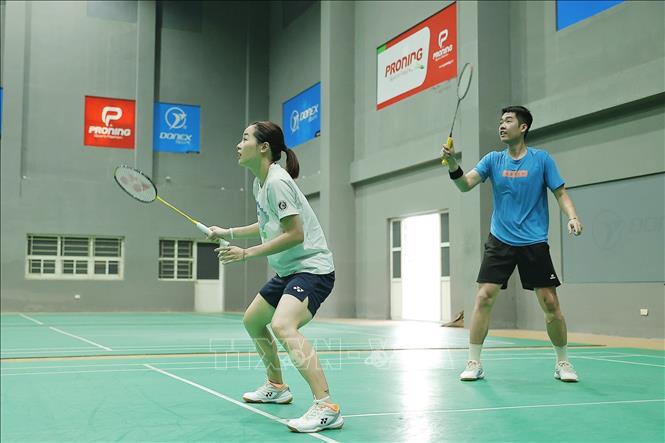 Badmintonspieler Le Duc Phat wird gegen den deutschen Gegner im ersten Spiel antreten