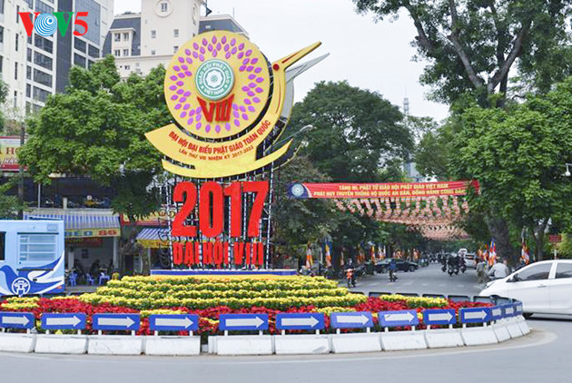 ສາສະຫນາພຸດຫວຽດນາມຮ່ວມເດີນທາງ ແລະ ພັດທະນາພ້ອມກັບຊາດ