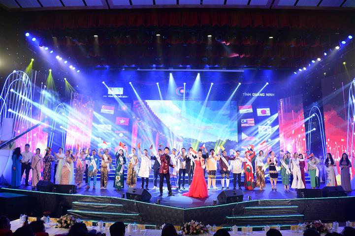 ບັນ​ດາບົດ​ເພງ​ເຊິ່ງນັກ​ຮ້ອງ​ລາວ 2 ຄົນ​ສະ​ແດງ​ໃນງານປະກວດສຽງເພງອາຊຽນ +3 ປີ 2019