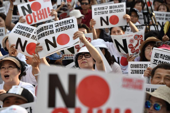 ສ.ເກົາຫຼີ ພ້ອມແລ້ວທີ່ຈະເຈລະຈາກັບຍີ່ປຸ່ນ ກ່ຽວກັບບັນຊີລາຍຊື່ຂາວ