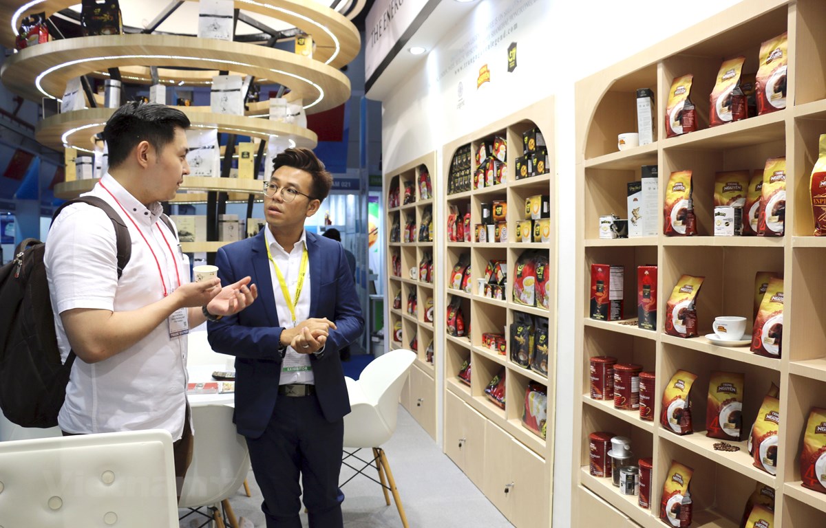 ຫວຽດນາມຊຸກຍູ້ການຮ່ວມມືດ້ານການຄ້າ, ອຸດສາຫະກຳ ແລະ ການລົງທຶນ ຢູ່ ອິນໂດເນເຊຍ