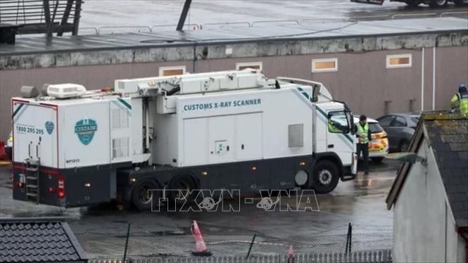 ພົບເຫັນຜູ້ເຂົ້າເມືອງຢ່າງຜິດກົດໝາຍ 16 ຄົນໃນຕູ້ຄອນແທັນເນີຢູ່ເຮືອບັກມຸ່ງຳໄປໜ້າໄປຫາອຽກລັງ