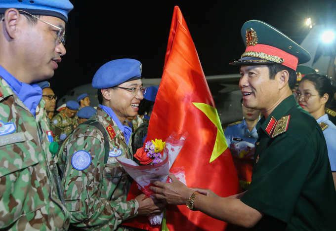 ໂຮງໝໍກາງສະໜາມຂັ້ນ 2 ເລກທີ 1 ກັບຄືນປະເທດ ພາຍຫລັງປະຕິບັດໜ້າທີ່ຮັກສາສັນຕິພາບຢູ່ ຊູດັງໃຕ້ ປະສົບຜົນສຳເລັດ